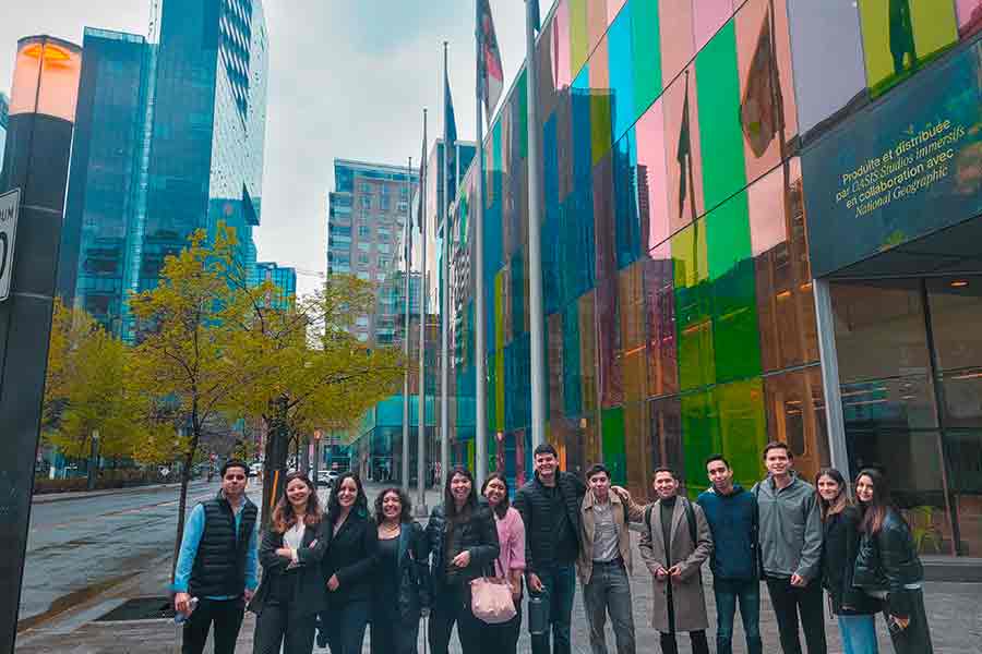 Estudiantes del Tec de Monterrey en la misión comercial en Montreal