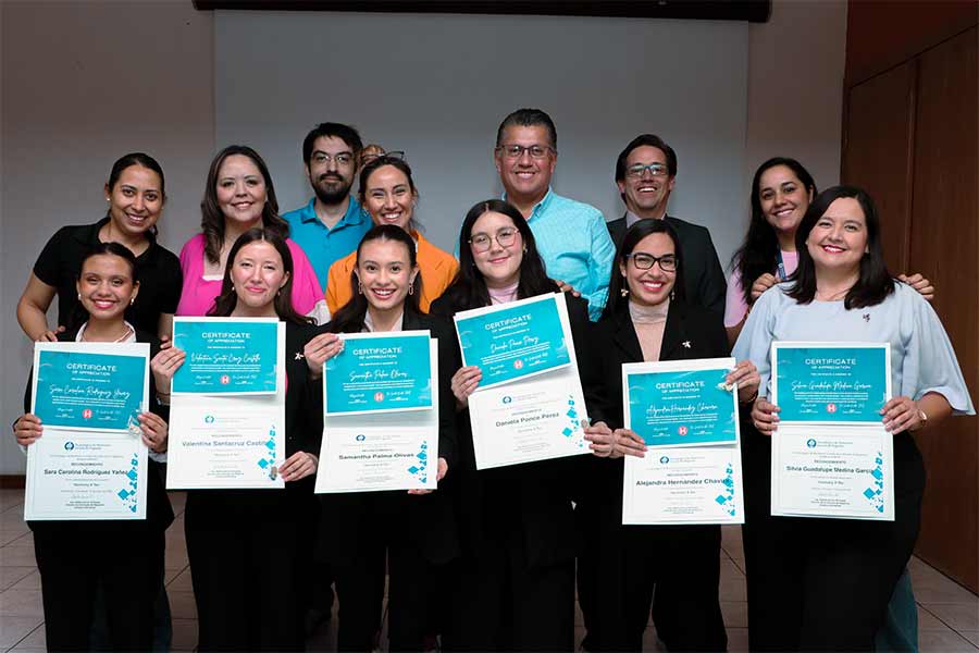 Estudiantes del Tec de Monterrey trabajando en proyecto internacional con Prelude Health