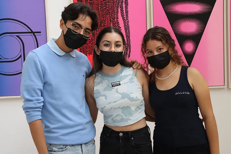 Estudiantes de la entrada de Estudios Creativos expusieron ocho trabajos de arte objeto en RIZOMA