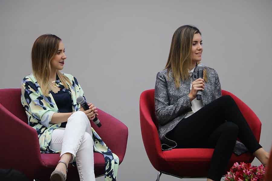 Ana Lucía Cepeda y Sofía Mendoza, de la empresa Beyond Work hablaron sobre la flexibilidad laboral.