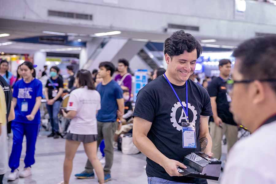 Alexis Canchola, uno de los ganadores de la competencia internacional