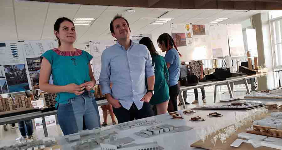 El Tec campus Querétaro coordina un plan regenerativo para mejorar las condiciones insalubres del río que cruza la capital del Estado.  