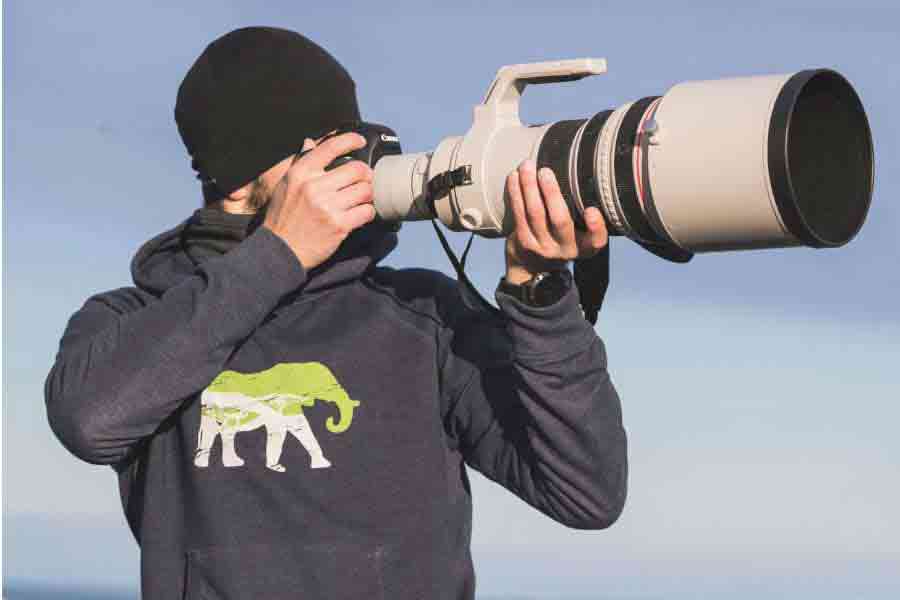 Fernando ya contaba con su propia empresa de cinematografía de bodas mientras estudiaba la carrera en el Tec campus San Luis.