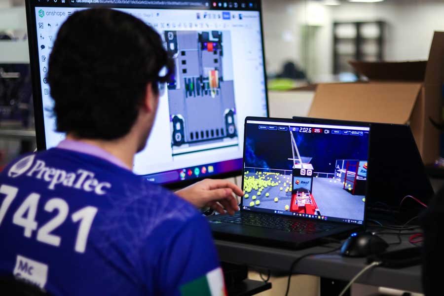 FIRST, PrepaTec Monterrey.