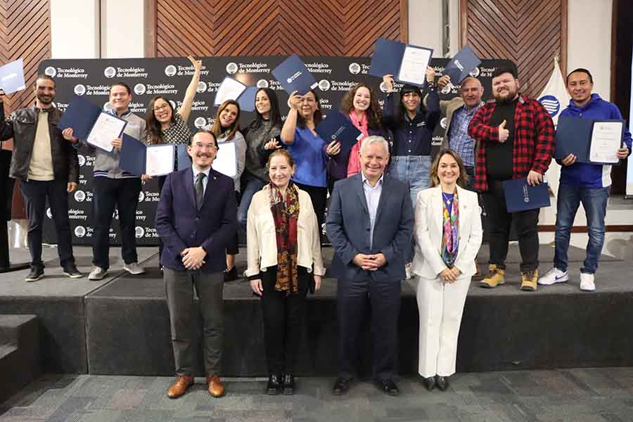 Formadores LiFE que fueron reconocidos en la bienvenida al semestre febrero-junio 2024.