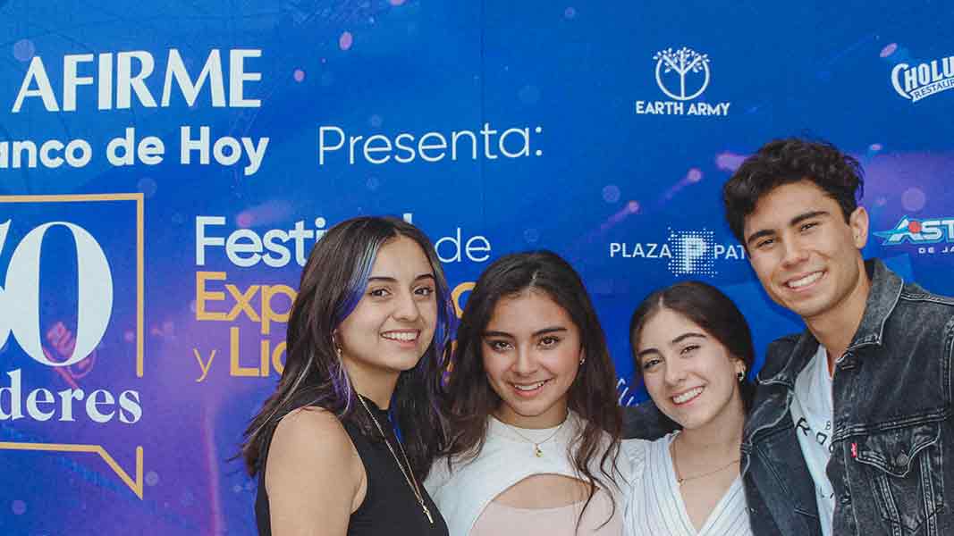 Estudiantes de PrepaTec Santa Anita participaron en el foro 50 líderes.