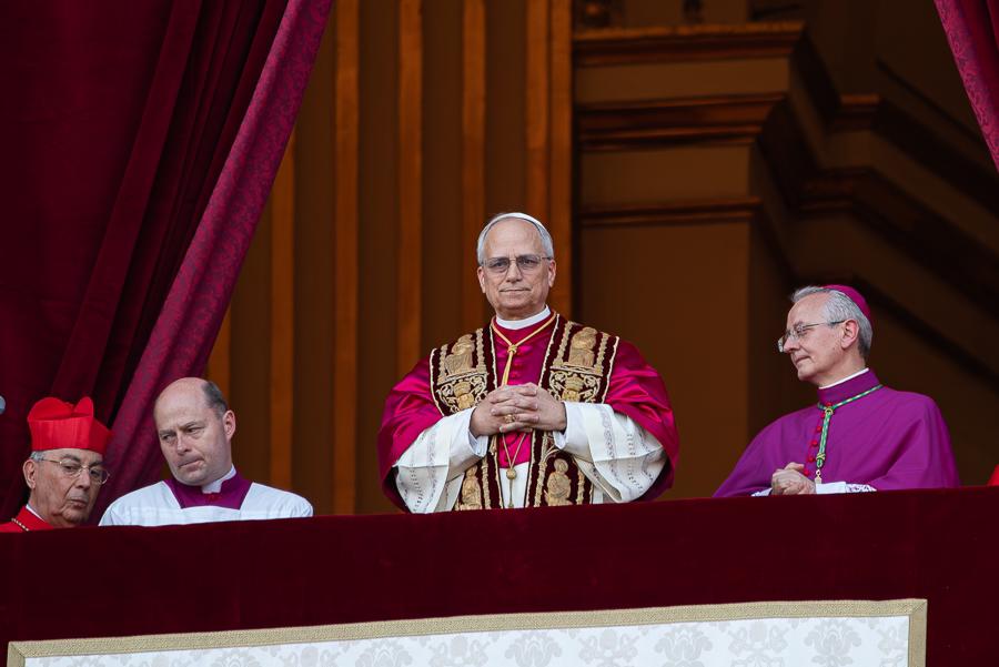 Papa Le&oacute;n XIV durante el Conclave 2025