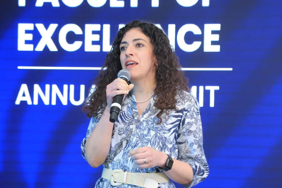 Grisell Ay&oacute;n, durante el encuentro de la comunidad Faculty of Excellence en el campus Ciudad de M&eacute;xico.