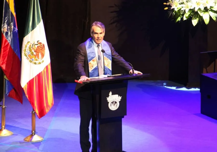 Guillermo Torre, rector de TecSalud, resaltó la colaboración entre hospitales privados y públicos en el estado.