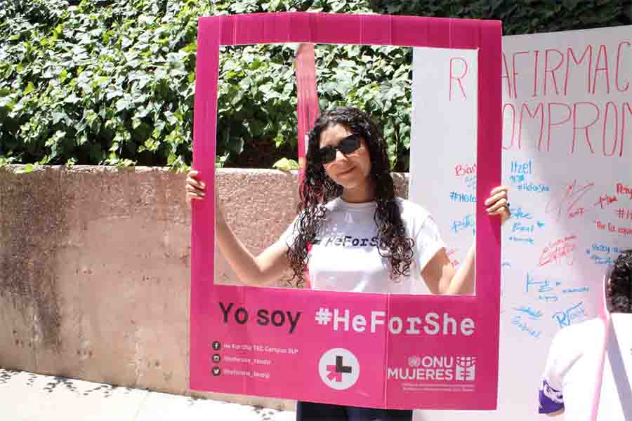 Italia Rivera participó como presidenta en el grupo estudiantil HeforShe.