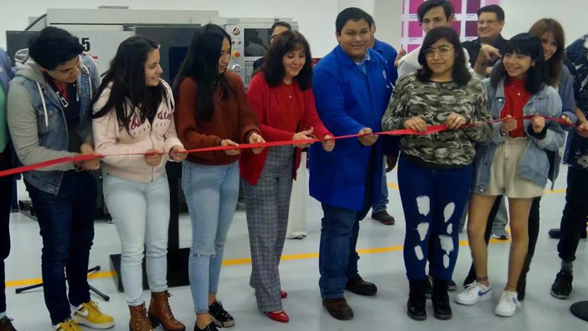 inauguracion-lab-diseno-ingenieria-tec-cem