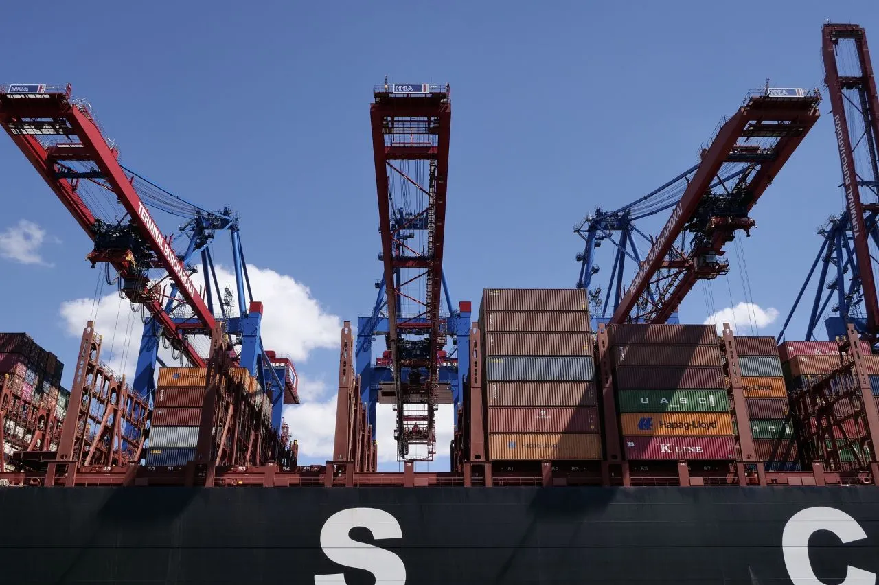 Conexiones portuarias internacionales