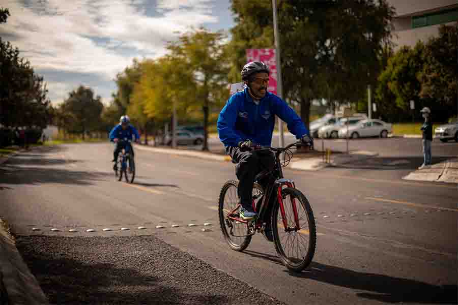 ​Atletas en la prueba de ciclismo