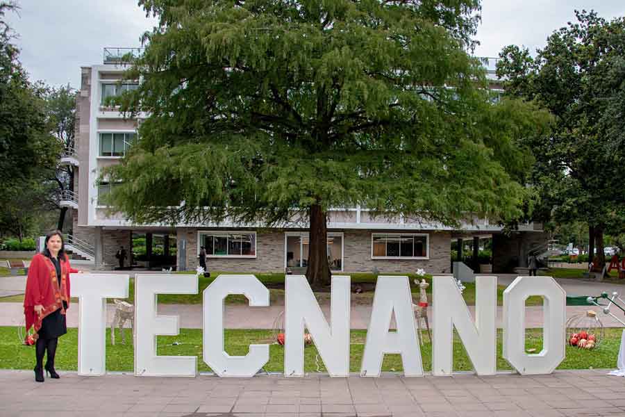 La docente imparte clases en la Escuela de Ingeniería y Ciecias del campus Monterrey.