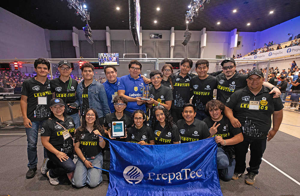 Lebotics #5948 de PrepaTec Cuernavaca va al mundial FIRST con su robot Hunter.