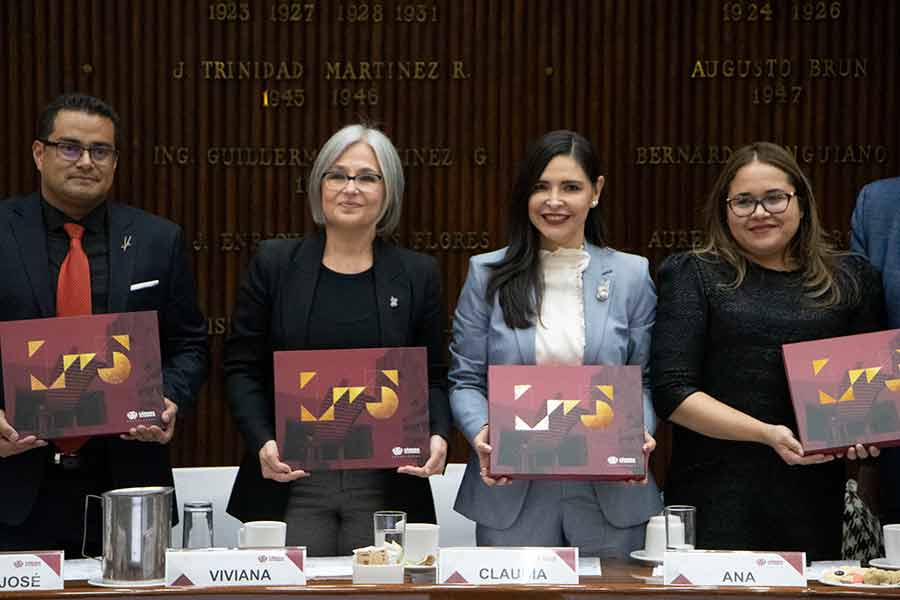 Libro de cámara de comercio, tec guadalajara participó con un capítulo.