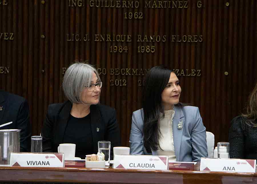 Libro de cámara de comercio, tec guadalajara participó con un capítulo.