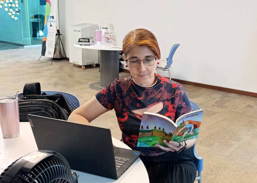 Libro para enseñar matematicas profesora Tec.