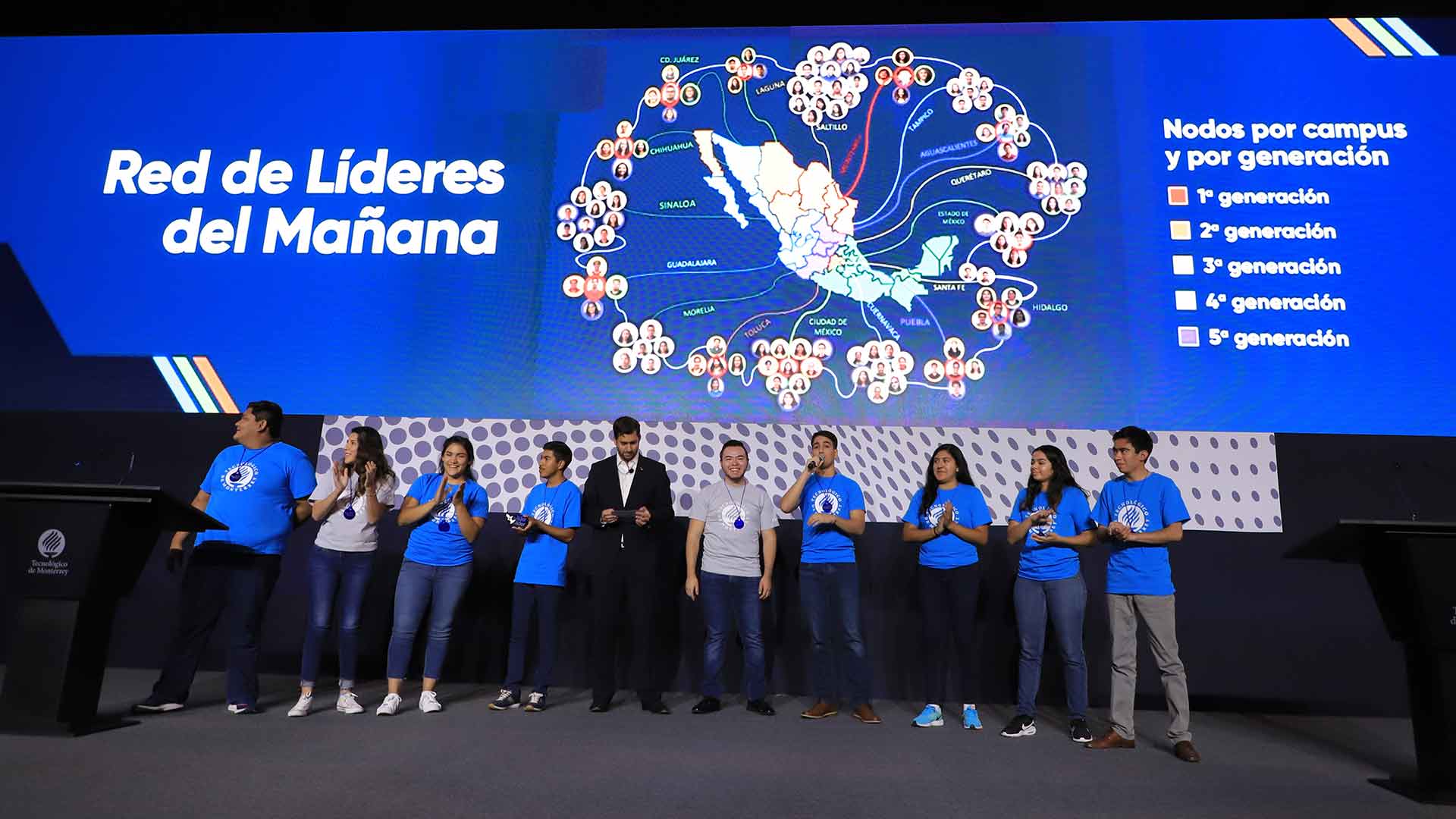 Entrega beca de lider a lider