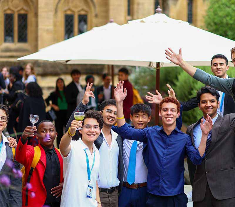 Luciano Reyes, estudiante de la PrepaTec Cuernavaca, participó en el Residential Summit de RISE en Londres, Inglaterra.