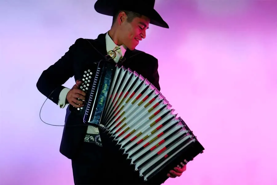 luis diego acordeón