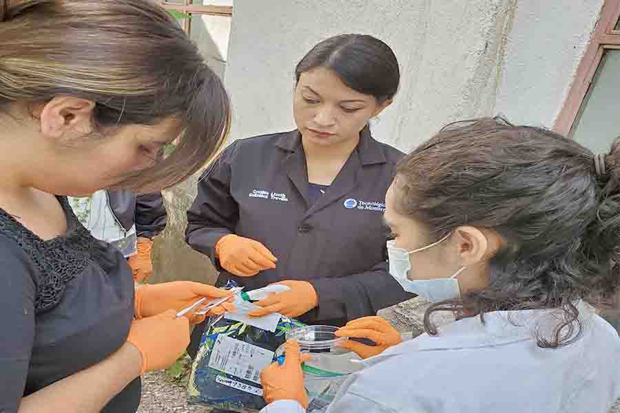 Visita de los alumnos y la maestra Cynthia González en el 2019