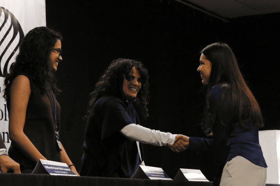 Maestra Brenda en Presidium. Foto: Isabella Loredo