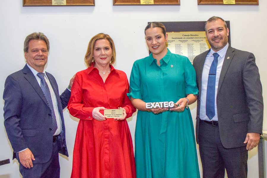 María Robinson Bours Martínez ganadora Premio Mérito EXATEC Obregón 2024