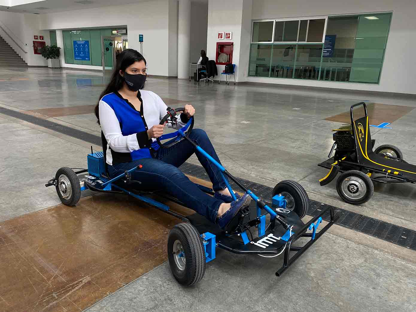 Alumnas del Tec Guadalajara participaron en la creación de go-karts eléctricos con Bosch.