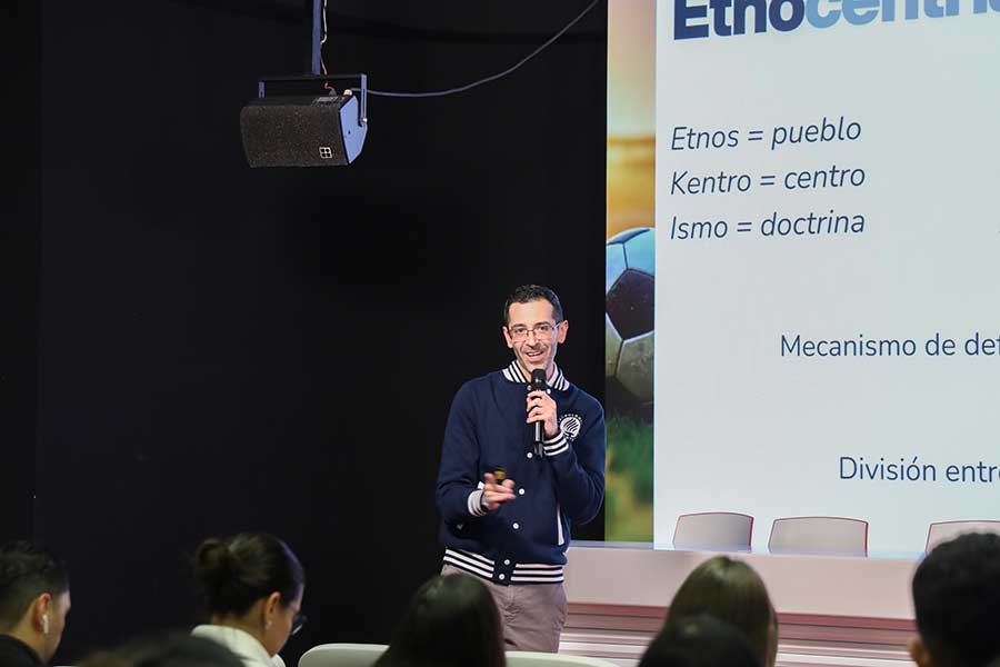 Mundial en Estadio Guadalajara, Tec realiza curso de sensibilizaci&oacute;n intercultural. 