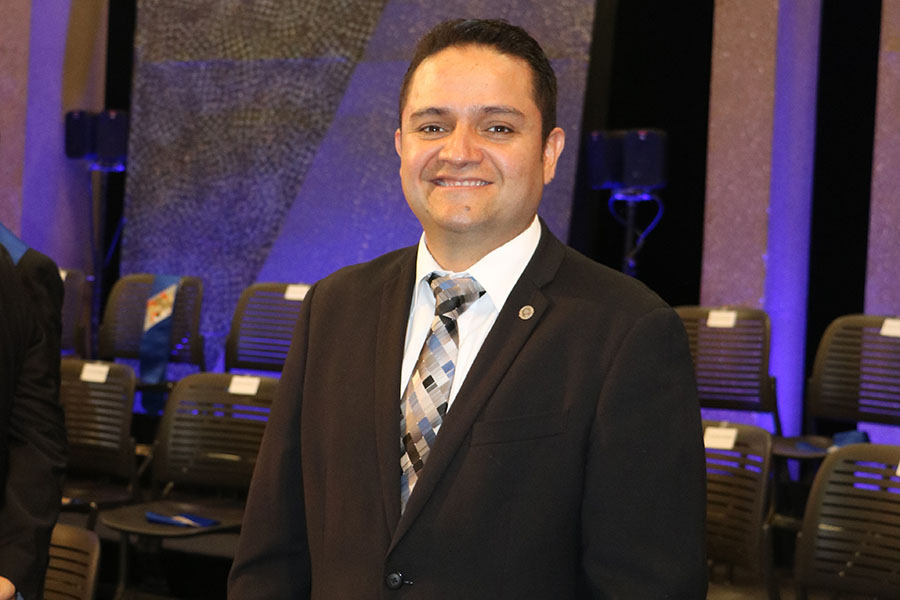 Óscar Flores, director de PrepaTec Cumbres