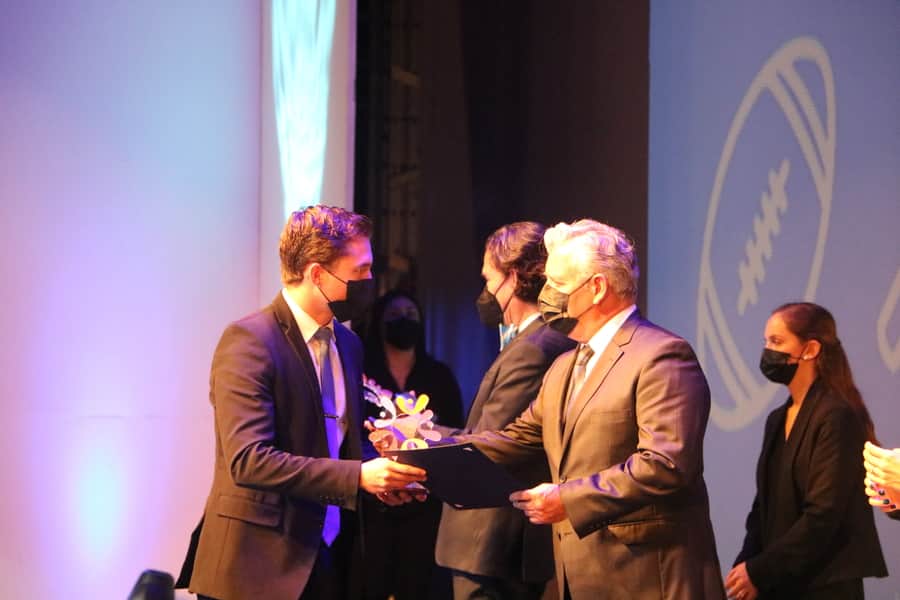 En la ceremonia se reconoció a 272 alumnos que participaron en actividades de Liderazgo y Formación Estudiantil (LiFE).