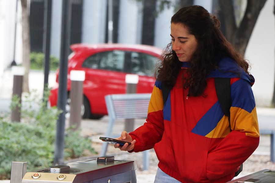 Esta aplicación también estará disponible para profesores, colaboradores, EXATEC, así como madres y padres de familia.