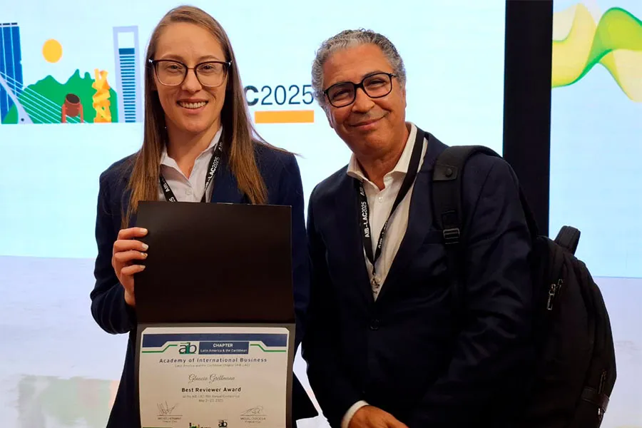 Revista l&iacute;der en negocios global publica art&iacute;culo de profesora Tec