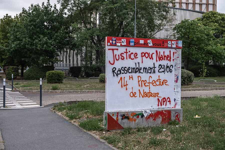 Profesora Tec explica las causas de las protestas en Francia