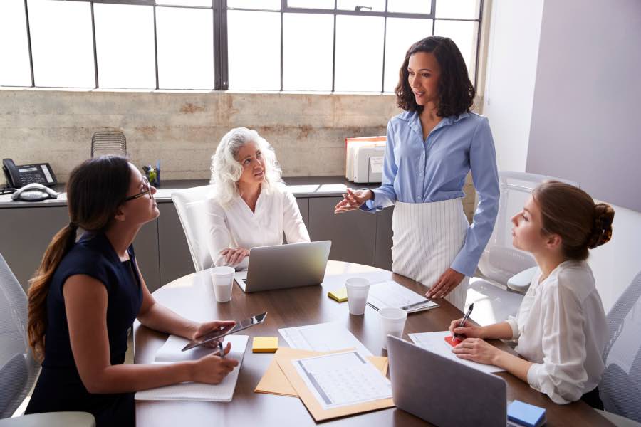 El programa busca construir una red de mujeres muy poderosas.