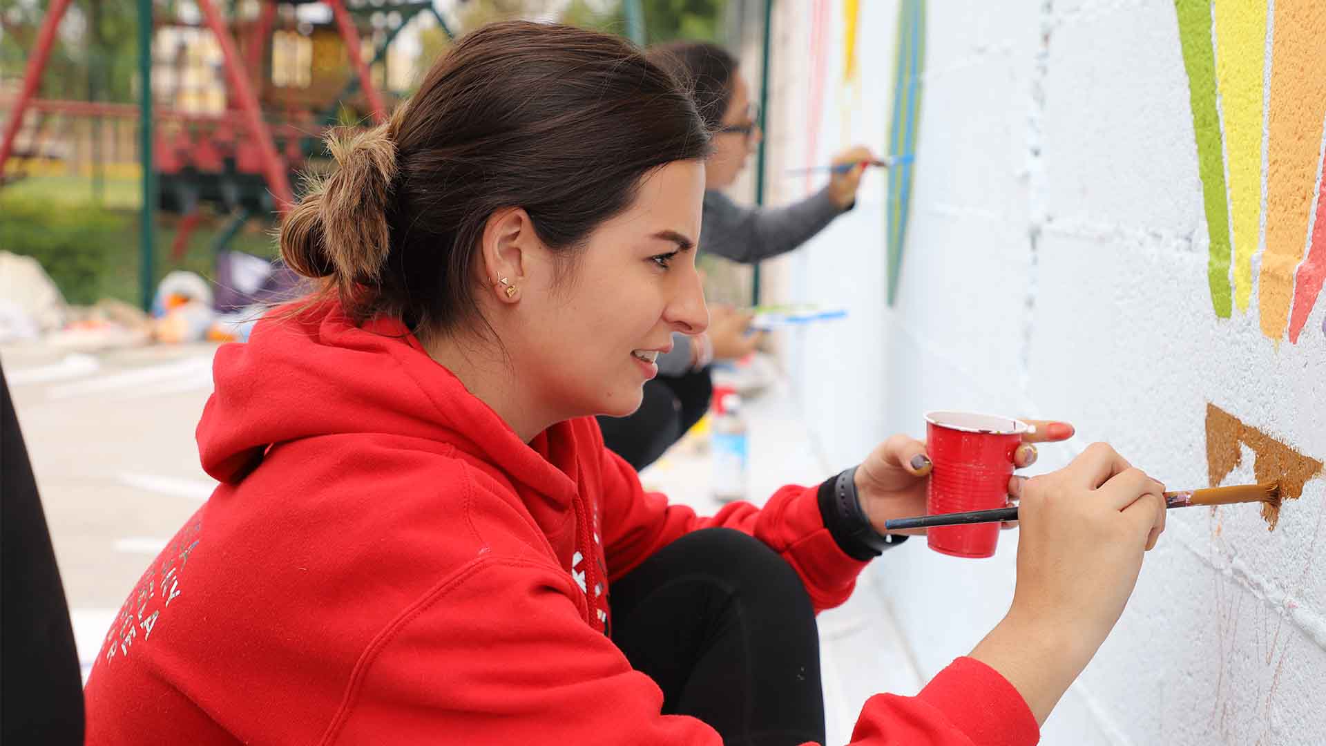 Alumnos del Tec en la Casa del Niño en Torreón