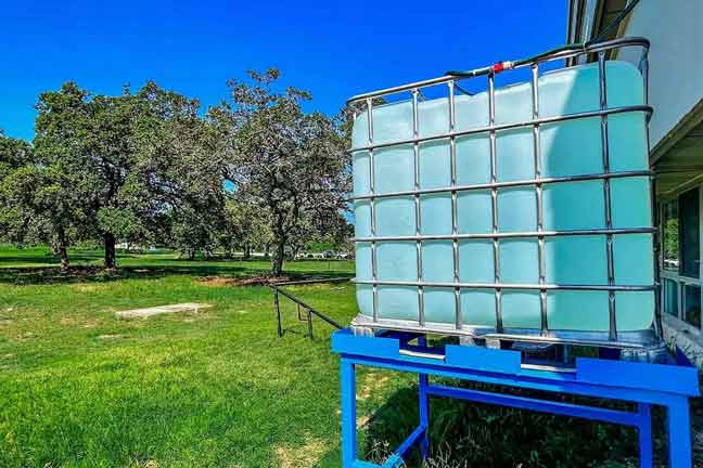 Cisternas de recolección de agua de aires acondicionados en tec campus tampico