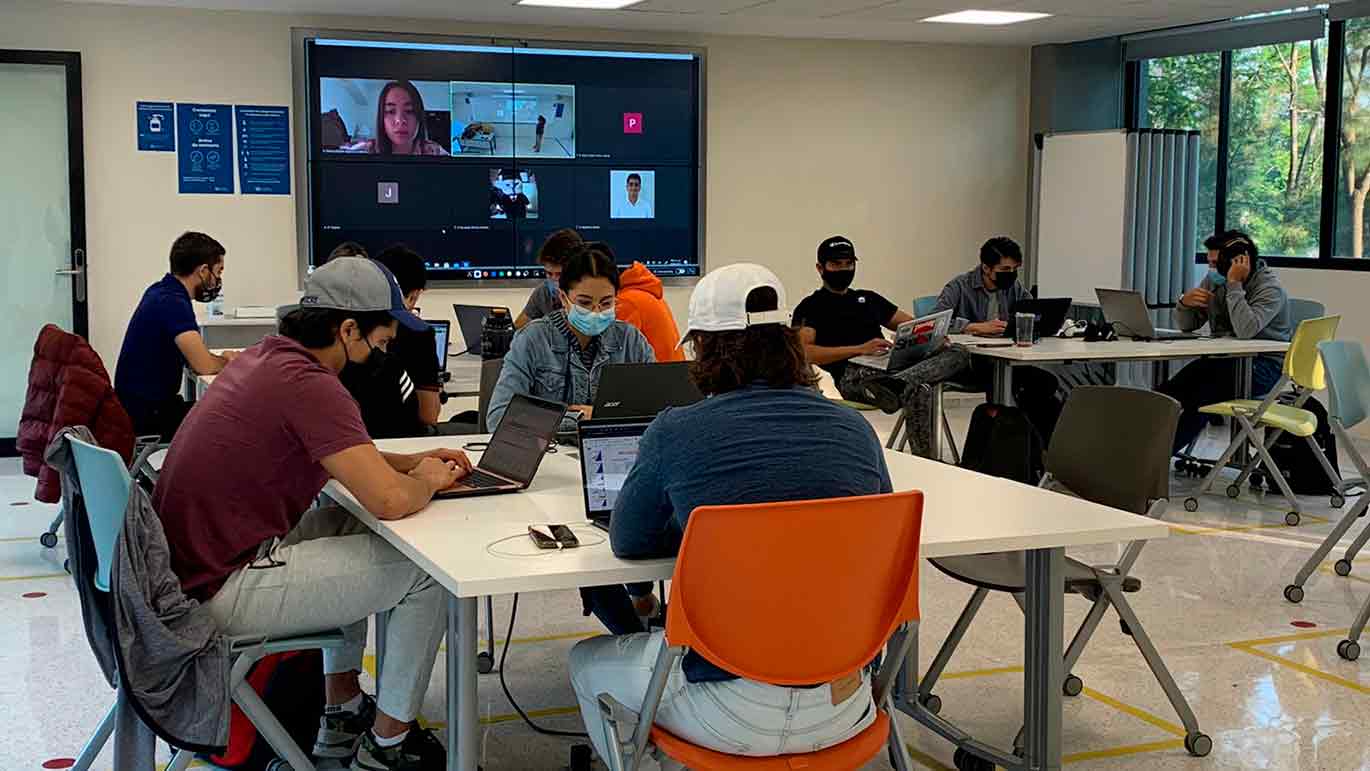 Reto con Actinver enseñó a estudiantes del Tec campus Guadalajara a invertir en bolsa de valores.