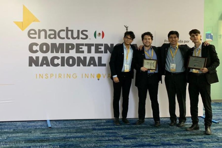 Estudiantes del Tecnológico de Monterrey ganaron el Reto Nacional Ford C3 Community College Challenge con su software HEALTHY