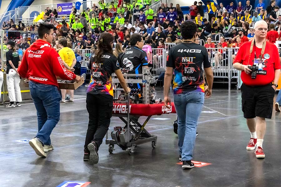 ROULT - PrepaTec Laguna participará en el mundial de robótica de FIRST 2025