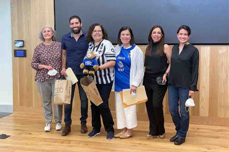 ¡En la cancha y en el aula! Profesores Tec toman reto con Rayados 