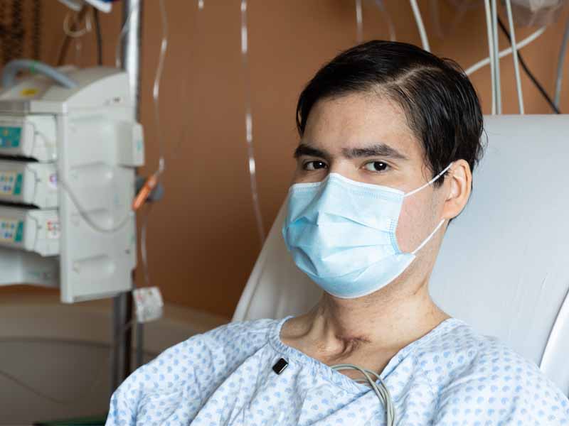 Sergio Malacón Villanueva, primer paciente de trasplante bipulmonar en TecSalud.