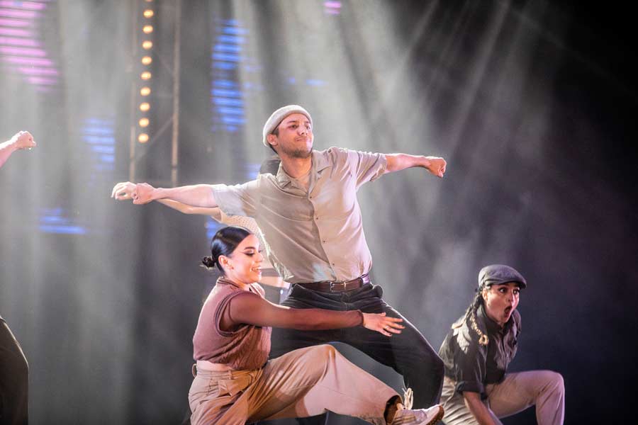 Por segundo año consecutivo, una coreografía de Adrián obtuvo el primer lugar de la categoría Danza Urbana en Tec Dance.