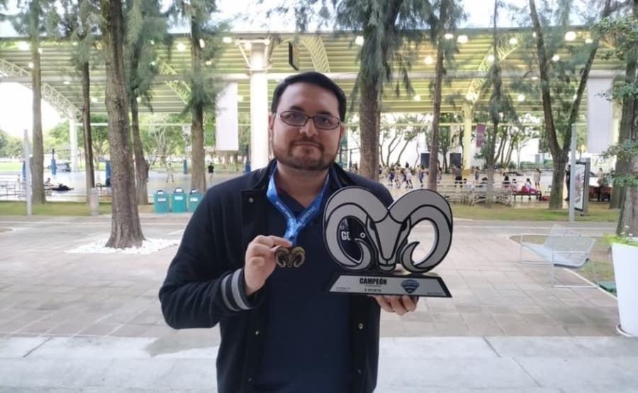 Eder Manuel Lagos Pérez es profesor de cátedra y gestor de deportes electrónicos del campus Guadalajara, además de ser jugador profesional de esports.