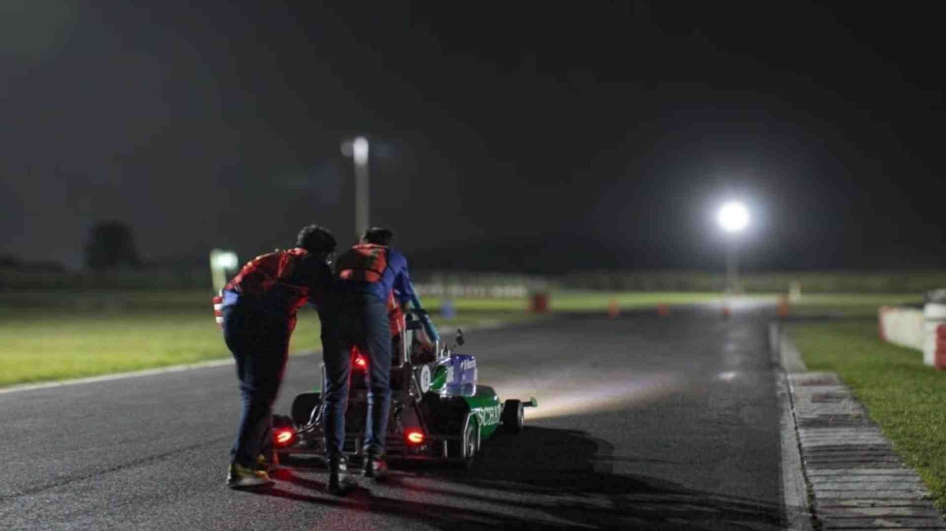 B Racing gana la carrera en la competencia de Electraton en Guadalajara