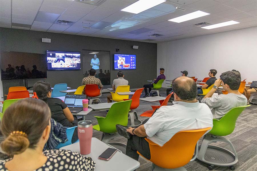 El Tec de Monterrey usa la tecnología holograma desde 2008