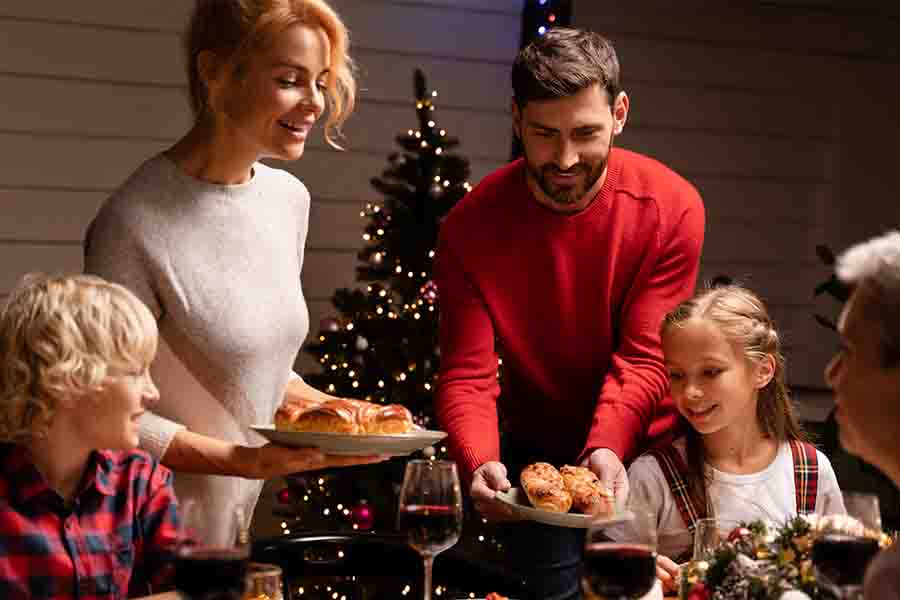 Quitar las carnes de los platillos navideños reduce el impacto de huella ecológica.