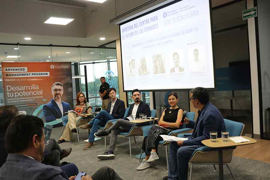 Universidades y desarrollo urbano fue el tema del panel del Centro para el Futuro de las Ciudades, sede Guadalajara, del Tec.