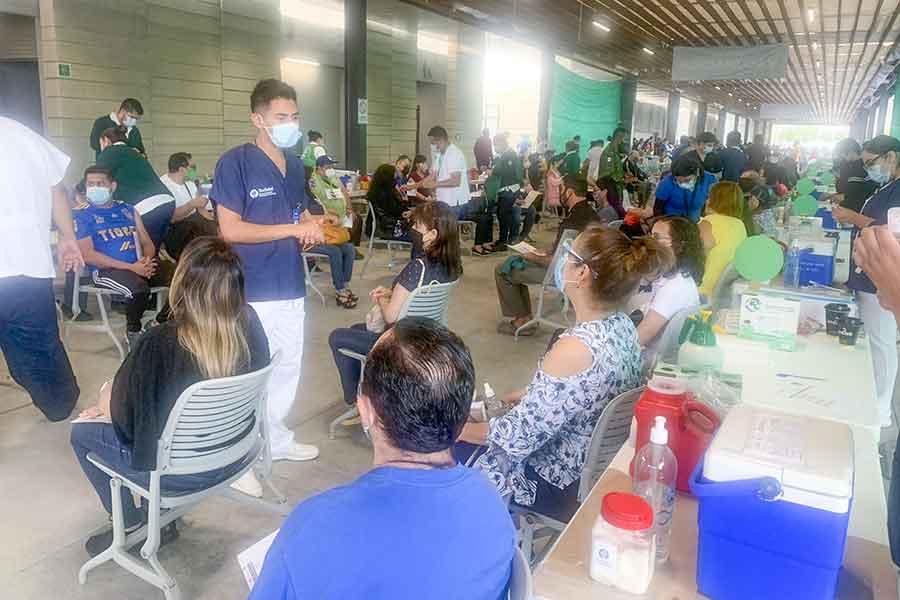 La vacunación Covid en el Tec para personal educativo se reanudará del 12 al 15 de enero.